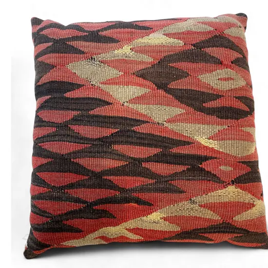 Cushion - wool/cotton, - flatweave fragment - madder - cream/white triangle pattern medallion. 38 x 38cm